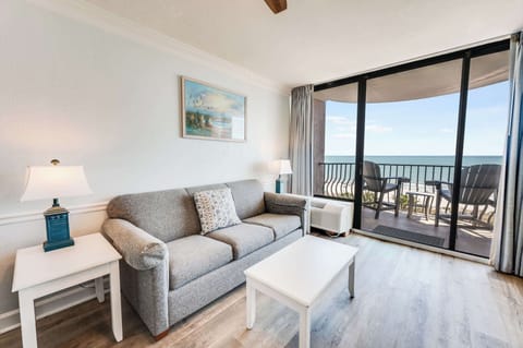 Stylish Living Room w/ Amazing Views 🌊✨
