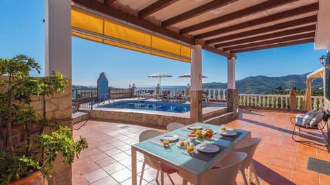 Casa Amparo Frigiliana by Ruralidays
