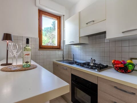 Porch, Balcony, Home, Baluster, Handrail, Fence, Villa, Outdoor Furniture, Wood Stain, Eco Hotel