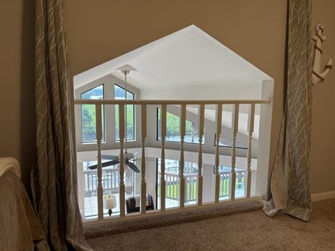 Signature Duplex, 4 Bedrooms, Kitchen, Bay View | Individually decorated, individually furnished, iron/ironing board