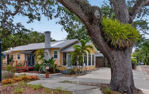 The Perry Little House