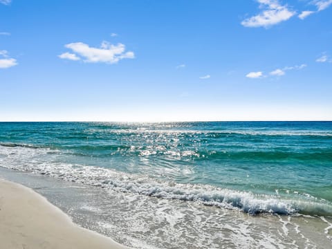 House, 3 Bedrooms | Beach