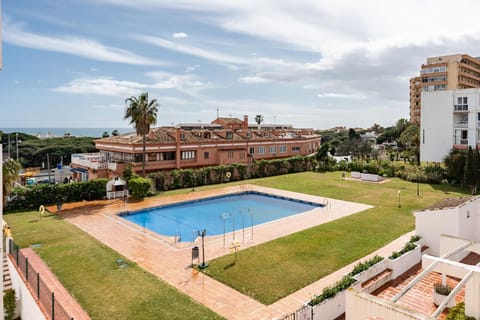 Holiday Home Swimming Pool