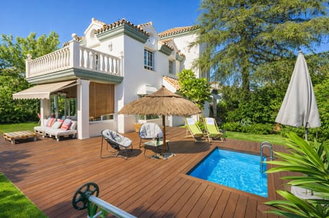 Holiday home with pool in Coín