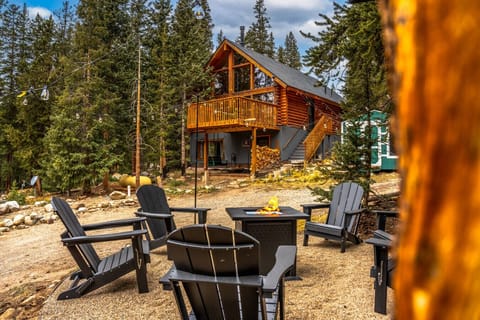 Outdoor space with firepit and seating