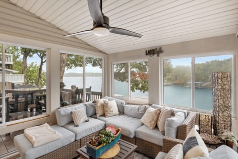 House, Multiple Beds, Patio (Living the Dream at Hickory Cove) | Living area