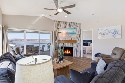 Condo, Multiple Beds, Pool Access (High Tide Hideaway) | Living area