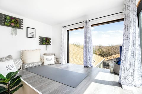 Condo, Multiple Beds, Pool Access (Treetop Vibes on Horseshoe Bend) | Interior
