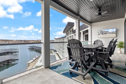 Condo, Multiple Beds, Pool Access (Seas The Day) | Outdoor dining