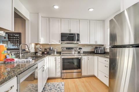 Kitchen | Keurig Coffee Maker | Cooking Basics | Toaster | Air Fryer