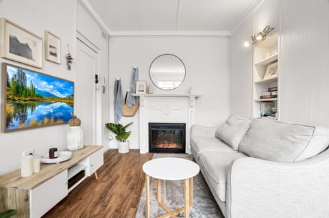 Apartment | Living room