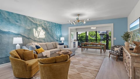 Sink into Coastal Comfort After a Sun-Soaked Beach Day