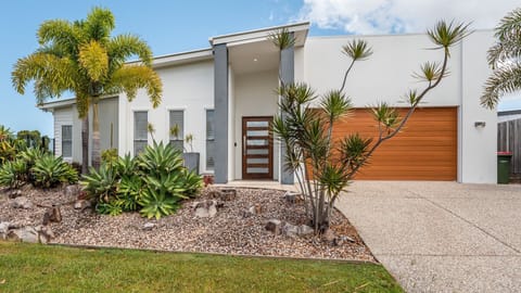 Street view of your private Sunshine Coast escape