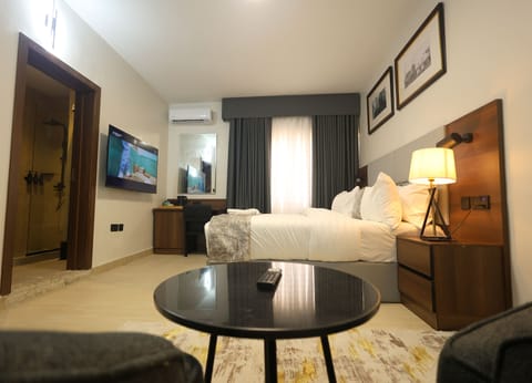 Superior Room | Desk, laptop workspace, soundproofing, free WiFi