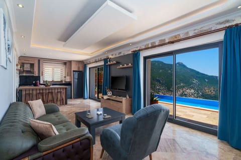 House, Smoking | 2 bedrooms