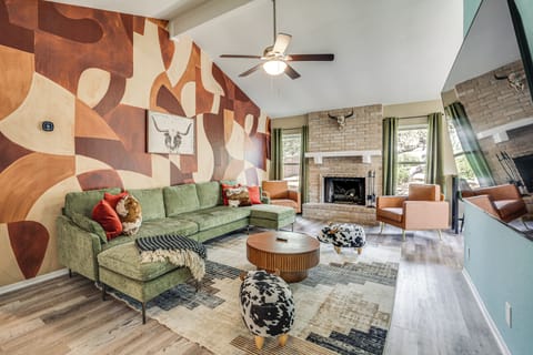 House (4 Bedrooms) | Interior