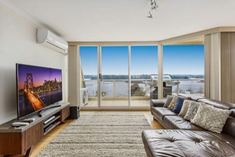 Apartment | Living room