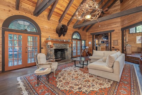 Welcome to Timber & Horn!