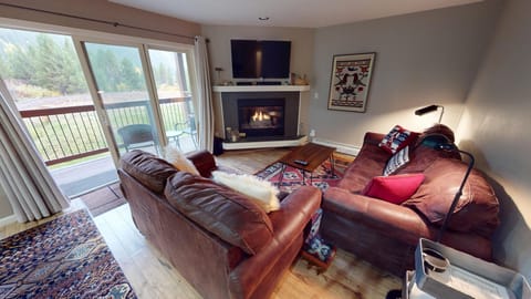 Living Area with Gas Fireplace, Flatscreen, Deck Entry, Slope Vi - Living Area with Gas Fireplace, Flatscreen, Deck Entry, Slope Views
