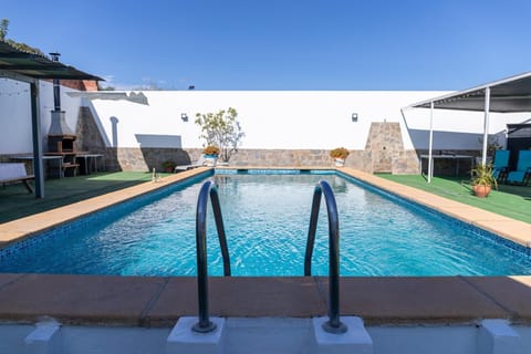 Holiday Home Swimming Pool