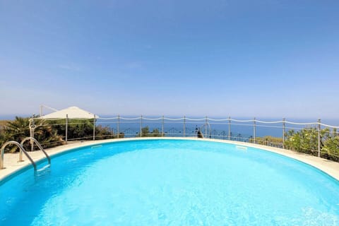 Pizzo Castellaro's perfectly situated pool offers wide-open sea views.