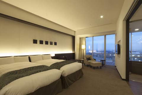 [In-room hot spring] Western Style Room with View Bath, Non Smoking | In-room safe, free WiFi, bed sheets