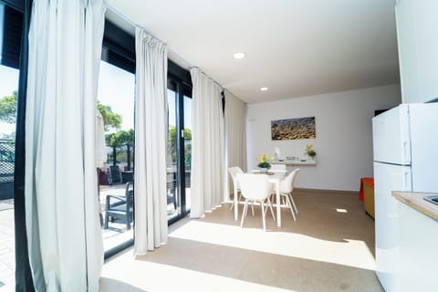 CA STUDIO-TERRAZA-VISTA PLAYA | Private kitchen | Full-size fridge, microwave, stovetop, espresso maker