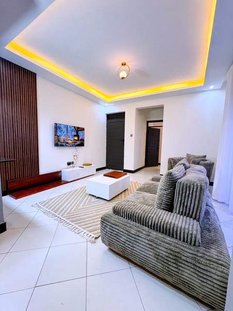 Economy Apartment, Balcony, City View | Living area