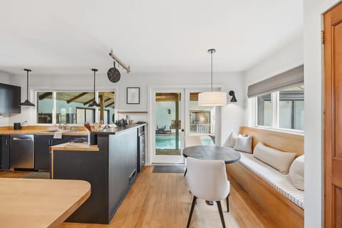 Pool access off the kitchen