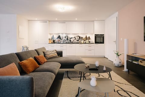 Wohnzimmer & Küche