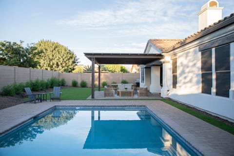Heated/Cooling Pool