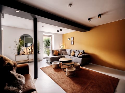 House | Living room | DVD player
