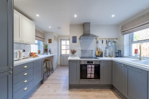 Self cater or eat local