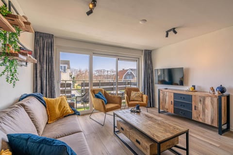 Apartment | Living room