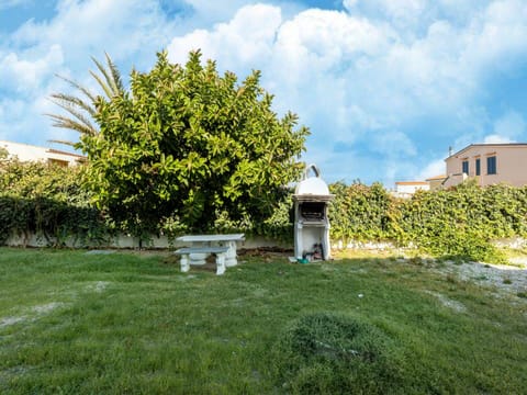 Apartment | Outdoor dining