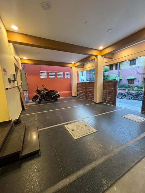 Free self parking
