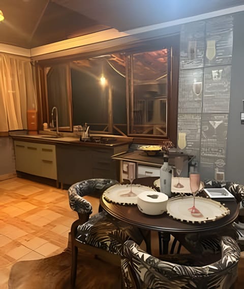 Chalet, 2 Bedrooms, Mountain View | Private kitchen | Fridge, microwave, stovetop, toaster