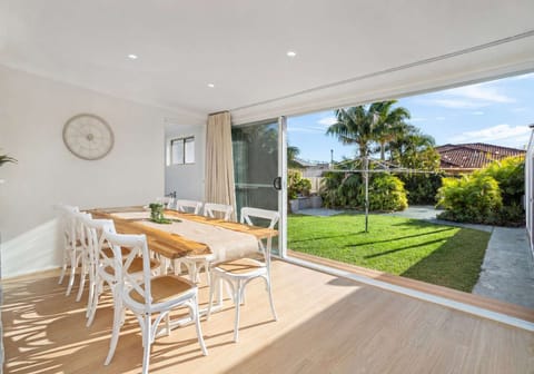 Coastal Palms | Recently Renovated