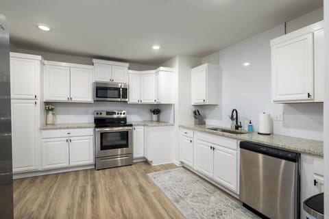 Bright, Fully Equipped Kitchen – Cook, Gather, and Enjoy