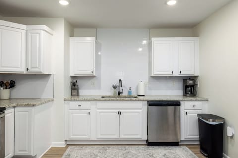 Sleek and Functional – Everything You Need Within Reach