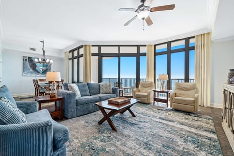 Welcome to The Oasis 2210!