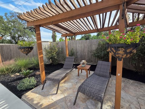 Luxury House, Balcony, Pool View | Terrace/patio