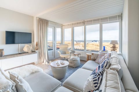 Apartment | Living room