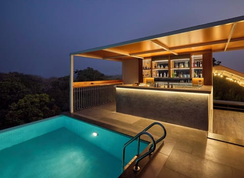 Poolside bar
