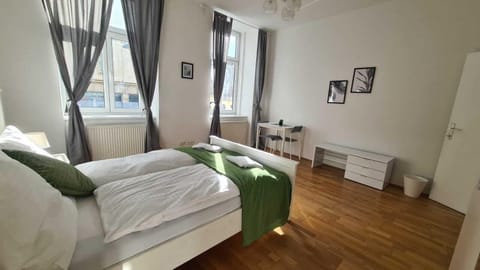 Basic Apartment | Iron/ironing board, free WiFi