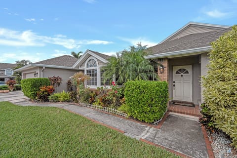 Welcome to your monthly Estero rental