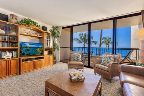 Condo, 1 Bedroom | Living area | Smart TV