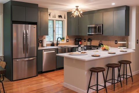 Remodeled in 2025! The main kitchen is spotless and fully stocked, with all-new appliances—including a Bosch dishwasher. Perfect for cooking, gathering, and making memories.