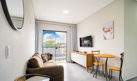 Basic Apartment | Living area