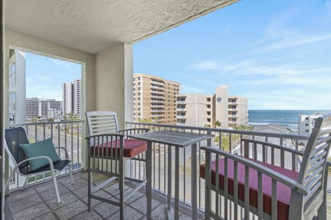 Welcome to Ocean Terrace Club 604